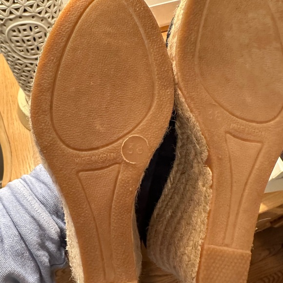 NEVER WORN BLUE SUEDE RUSSELL & BROMLEY ESPADRILLES - Picture 3 of 3